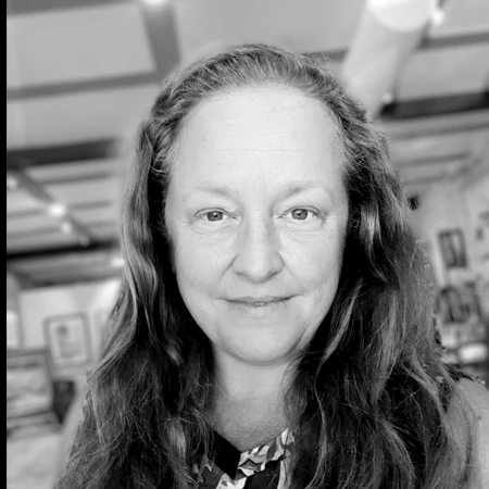 Elizabeth Hanes